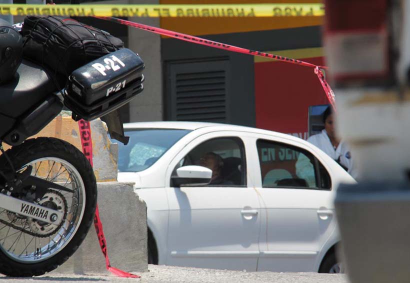 Matan a seis hombres en un coche y dejan mensaje en la puerta | El Imparcial de Oaxaca
