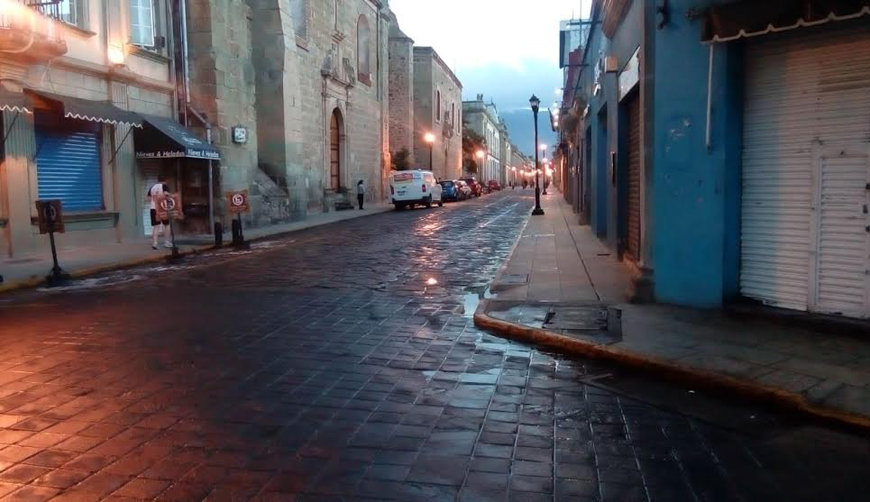 Realizan lavado de calles del centro de Oaxaca | El Imparcial de Oaxaca