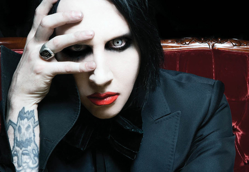 Marilyn Manson se desploma en el escenario durante concierto en Houston | El Imparcial de Oaxaca