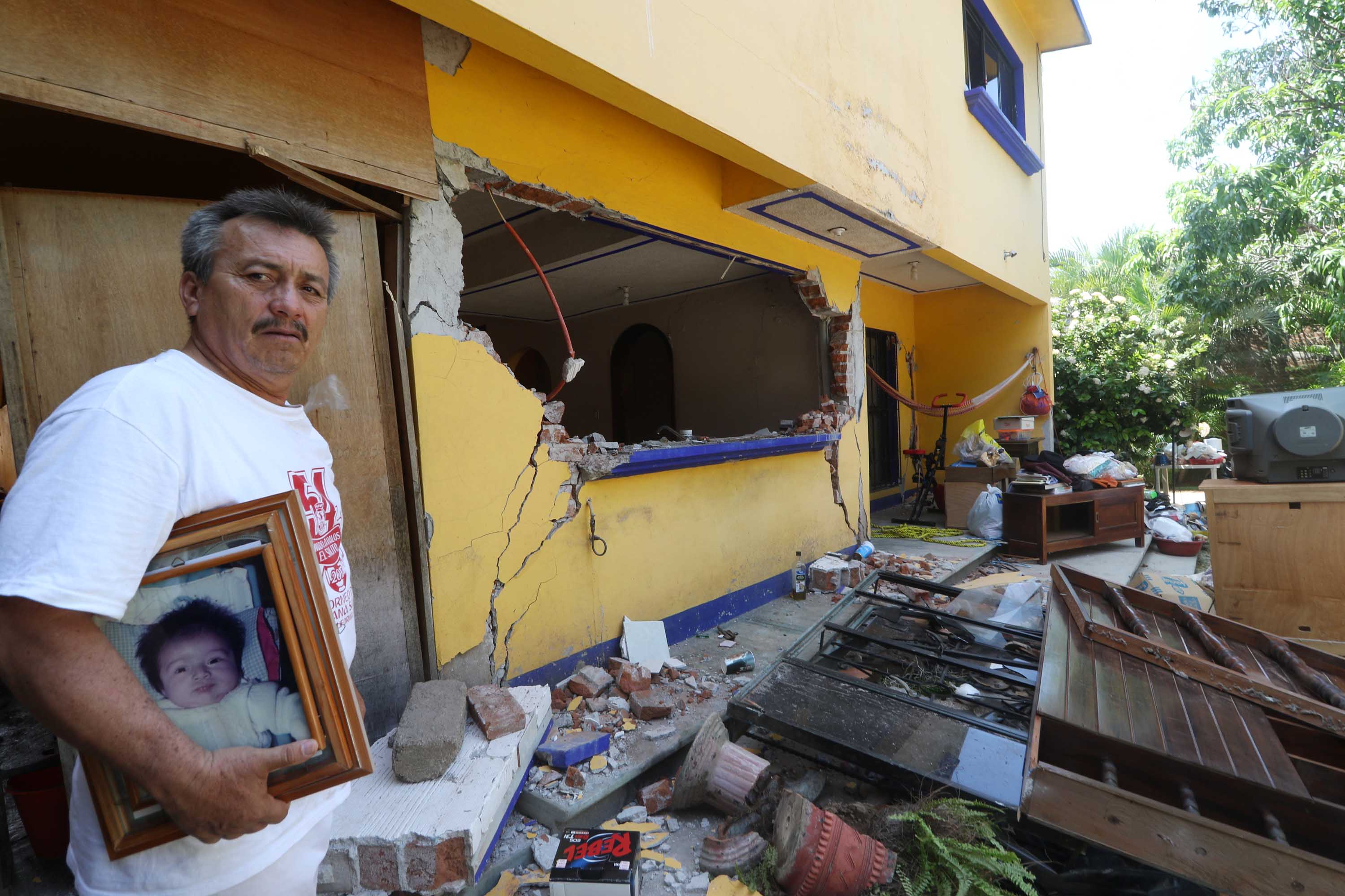 Demandan aclarar destino de 200 mdp para reconstrucción | El Imparcial de Oaxaca