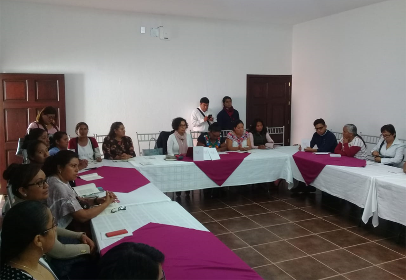 Presentan en la Mixteca Derechos  Políticos de la  Mujer Indígena | El Imparcial de Oaxaca