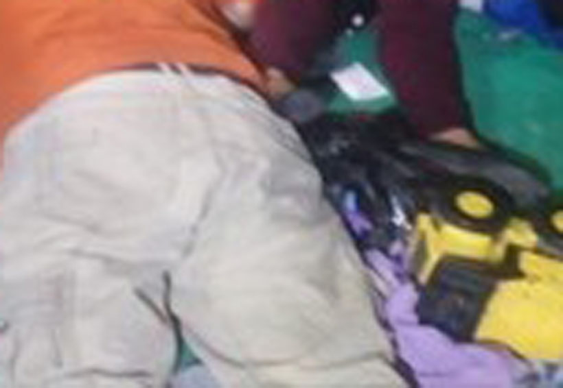 Mata a su esposa frente a su hijo de 10 años y luego se suicida
