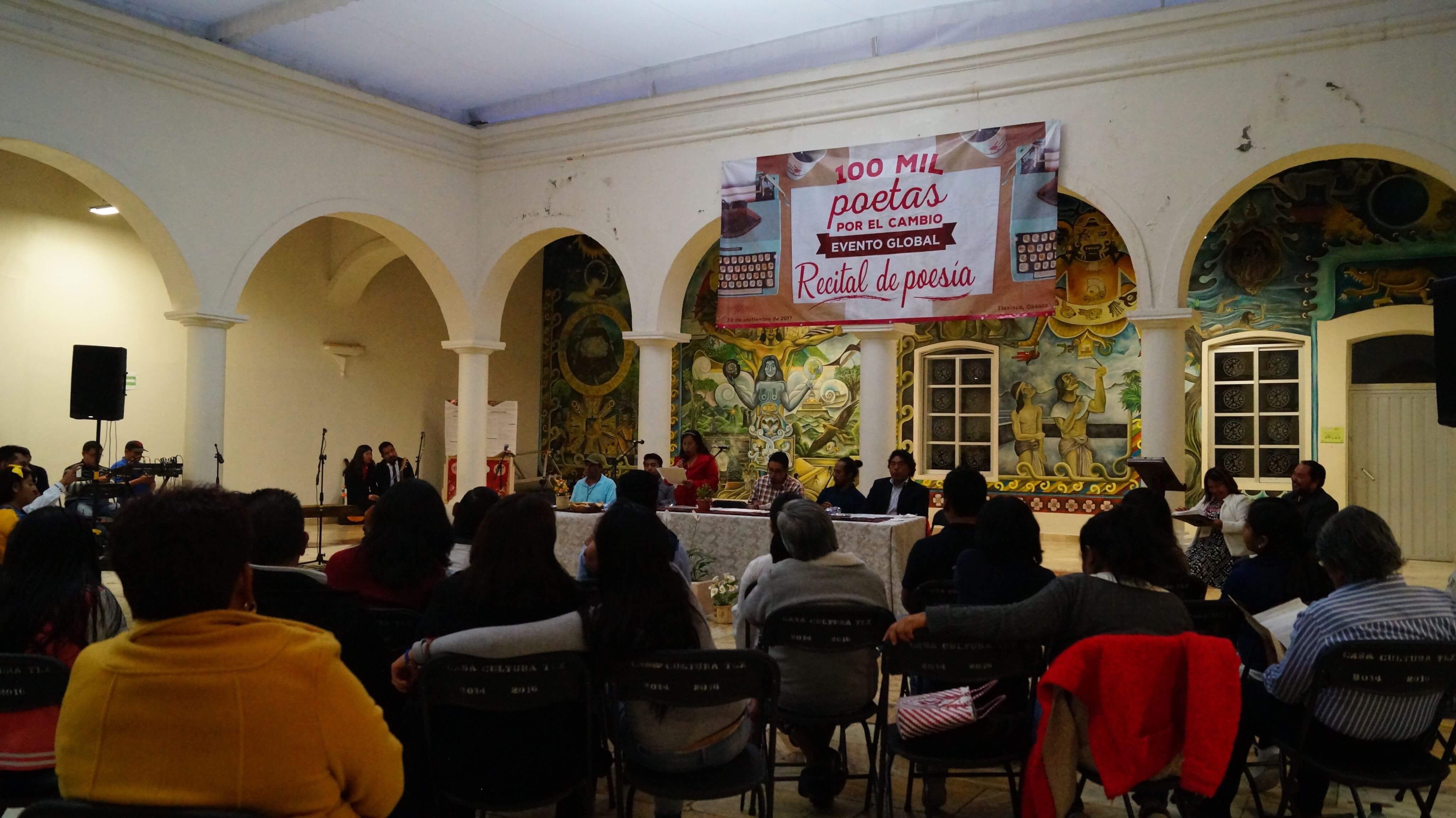 Listo, escenario para los 100 mil poetas en Tlaxiaco | El Imparcial de Oaxaca