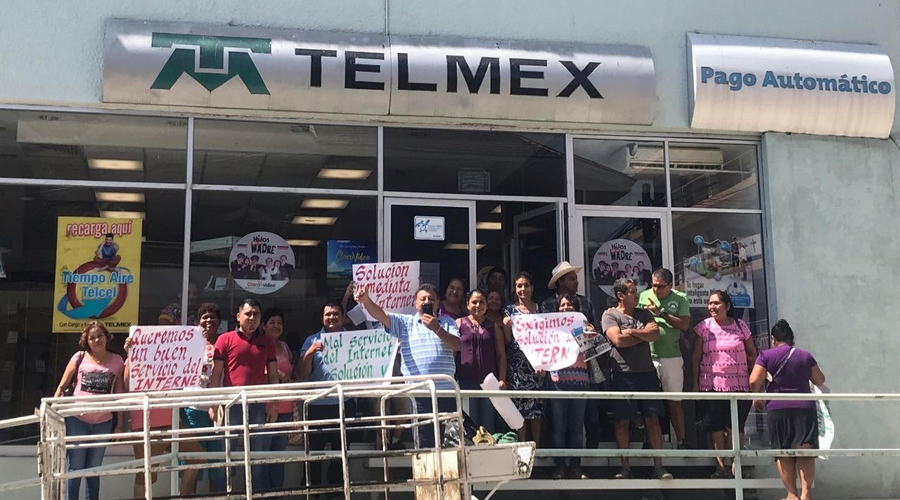 Protestan en la Costa por mal servicio de Internet | El Imparcial de Oaxaca