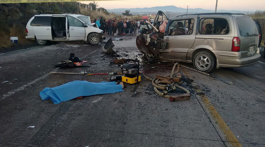 Siete muertos deja carambola en la autopista | El Imparcial de Oaxaca