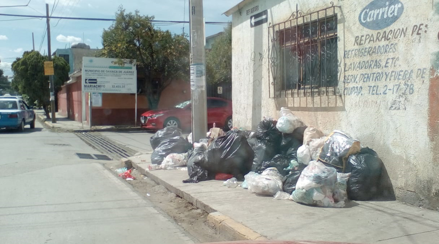 Acusan servicio irregular de basura en 5 Señores | El Imparcial de Oaxaca