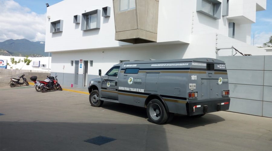 Guardia de traslados accionó accidentalmente su arma | El Imparcial de Oaxaca