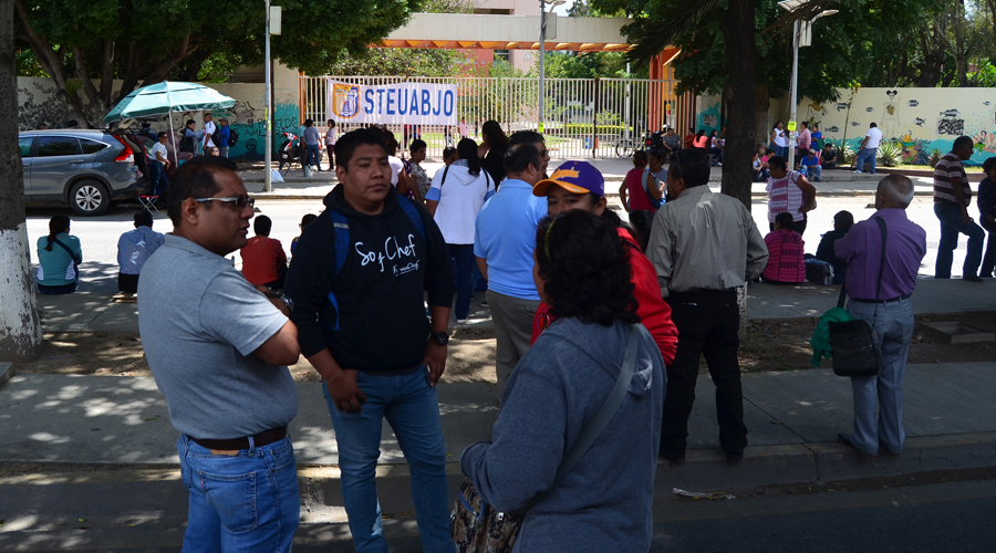 Afectaría huelga a 20 mil universitarios en Oaxaca | El Imparcial de Oaxaca