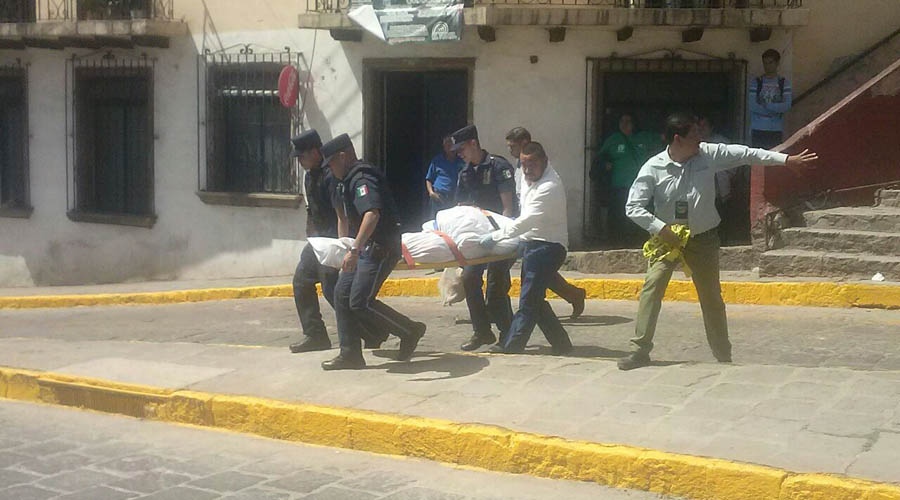 Policía se equivoca de departamento y mata a un hombre inocente | El Imparcial de Oaxaca Policía se equivoca de departamento y mata a un hombre inocente | El Imparcial de Oaxaca