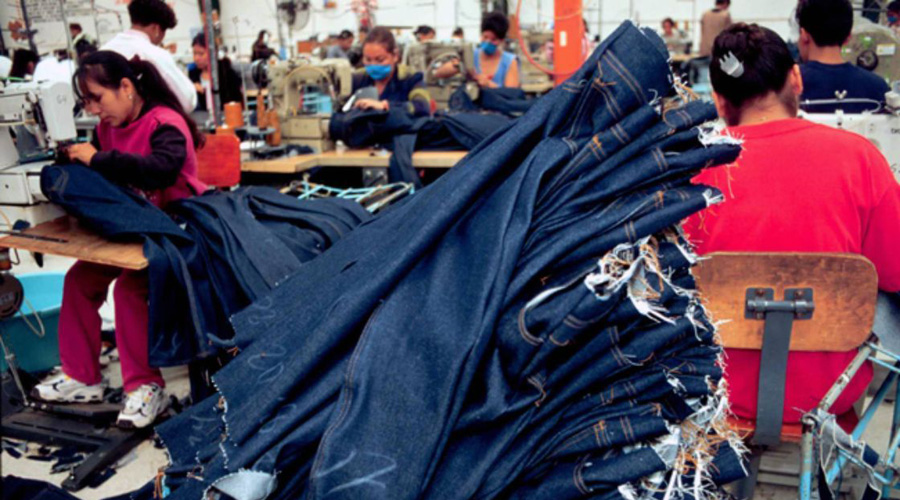 Mezclilla, un básico de la moda, altamente contaminante | El Imparcial de Oaxaca