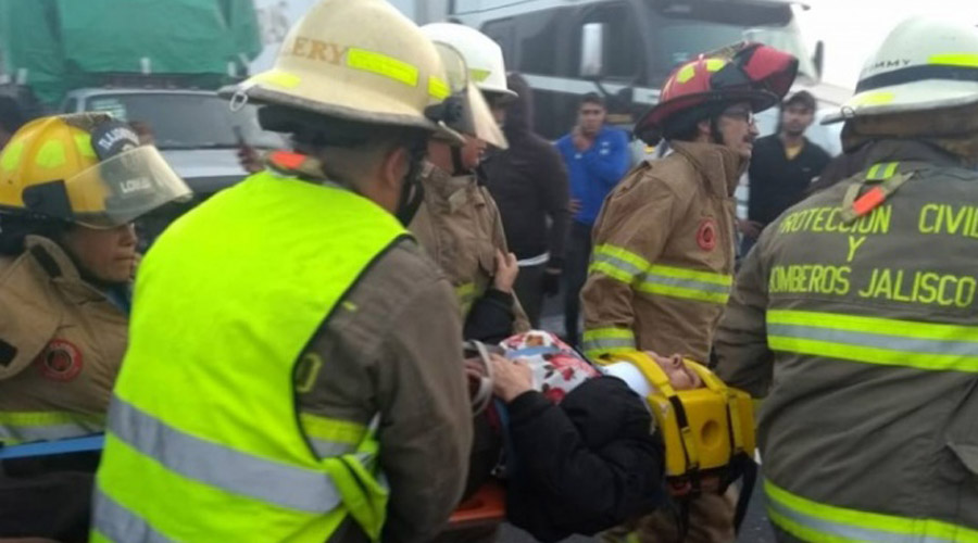Reportan 25 lesionados tras volcadura de autobús en Jalisco | El Imparcial de Oaxaca