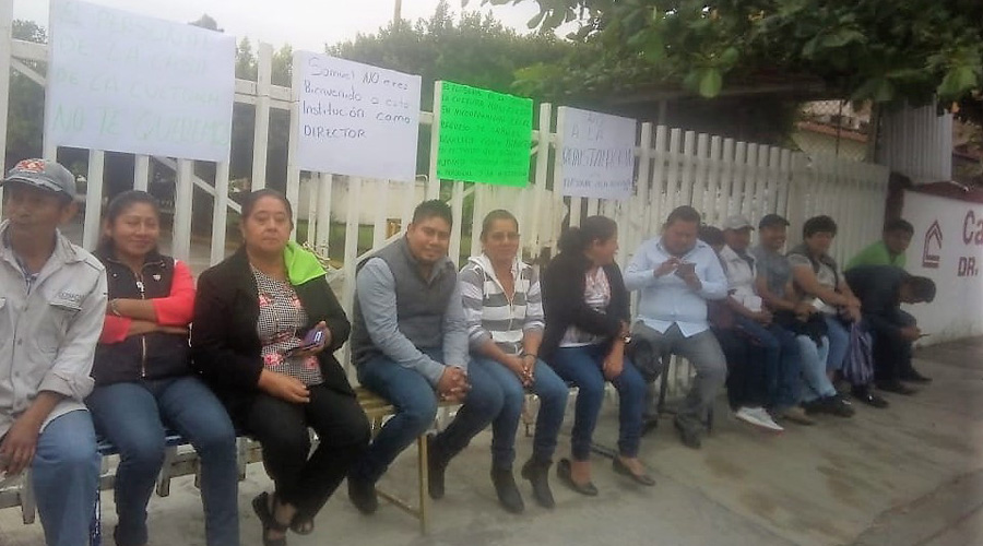 Empleados toman Casa de la Cultura de Tuxtepec | El Imparcial de Oaxaca