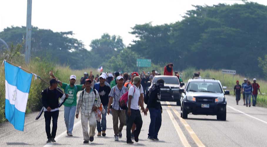 Exigen buen comportamiento a caravana de migrantes que pasan por Oaxaca | El Imparcial de Oaxaca