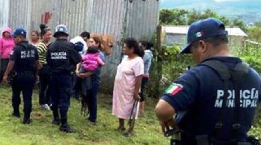 Madre pide detener a su hijo ebrio por temor a ser agredida | El Imparcial de Oaxaca