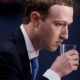 Mark Zuckerberg quiere que sus empleados sólo usen Android