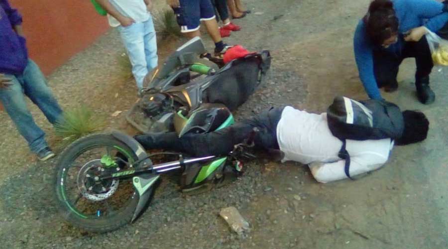Automovil choca contra motociclista en San Jacinto Amilpas | El Imparcial de Oaxaca
