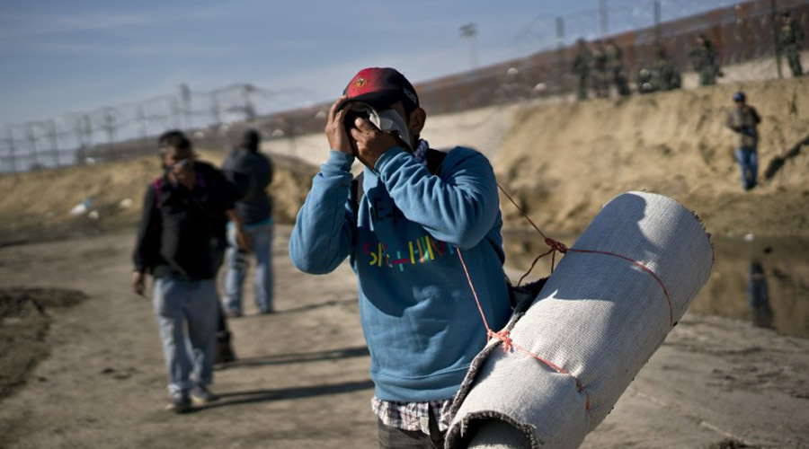 Rihanna define el ataque de gas lacrimógeno contra los migrantes como terrorismo | El Imparcial de Oaxaca