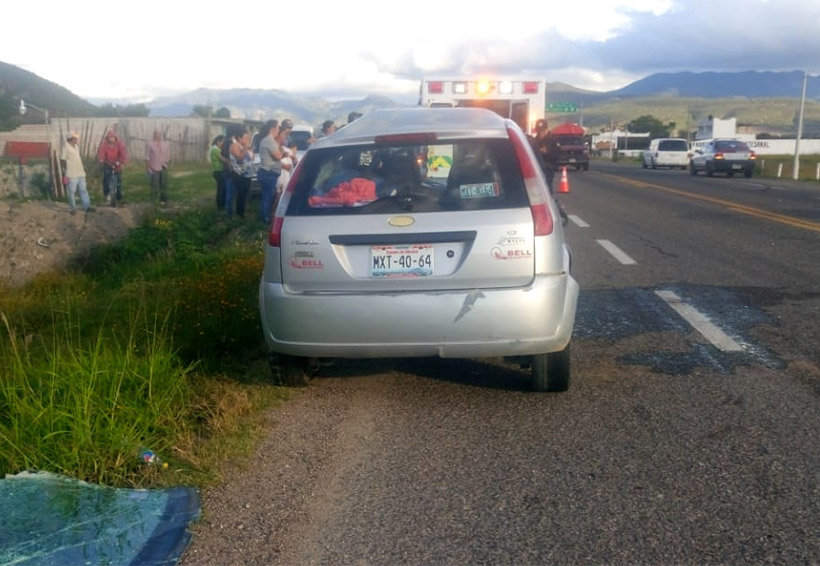 Se accidenta una familia en la carretera 190 | El Imparcial de Oaxaca