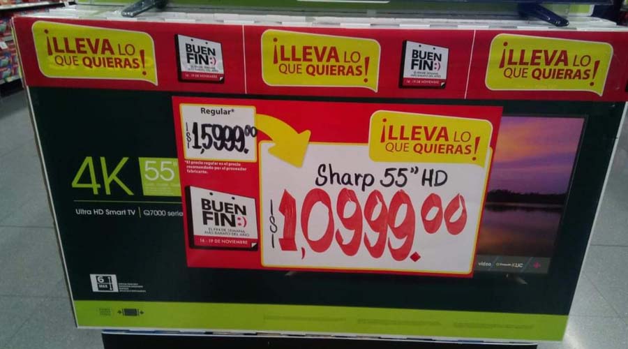 Así forcejaron por televisiones de mil pesos en Walmart | El Imparcial de Oaxaca