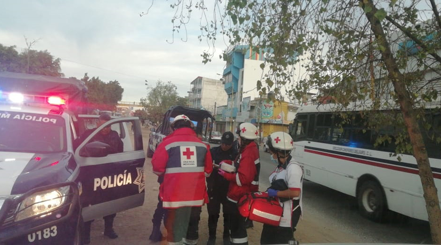 Hieren de rozón de bala a hombre en la Central de Abasto