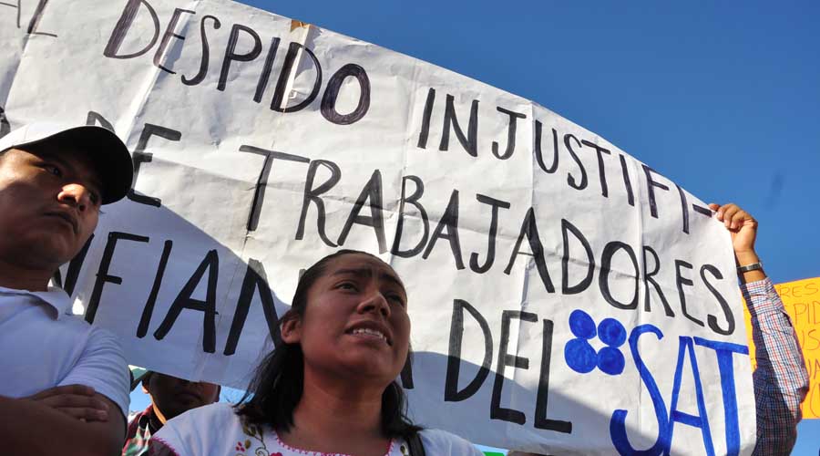 Suman 10  trabajadores  despedidos  del SAT | El Imparcial de Oaxaca