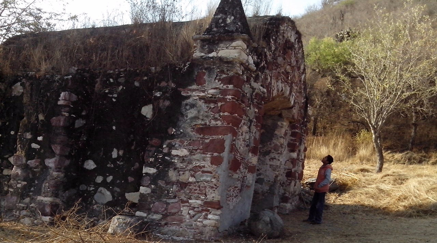 Dan mantenimiento a  monumentos históricos en Huajuapan | El Imparcial de Oaxaca