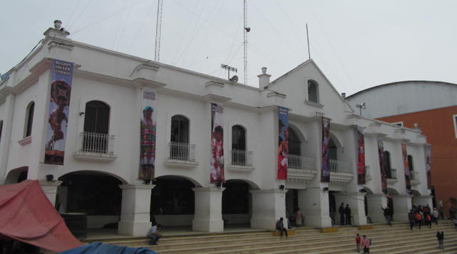 Acuerdan suspender la toma del palacio municipal de Huautla | El Imparcial de Oaxaca