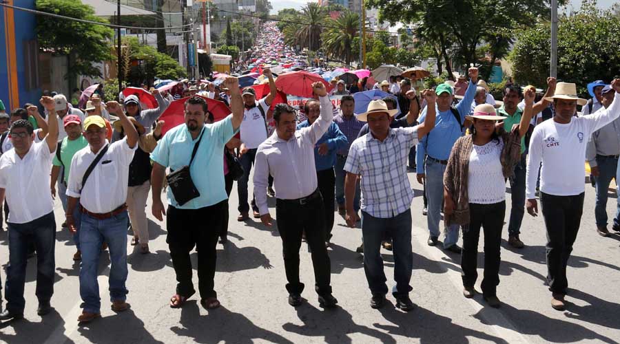 Reajustan aguinaldo de S-22, sólo recibirán 15 días | El Imparcial de Oaxaca