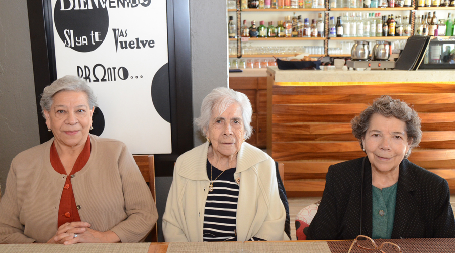 Agasajan  a Isabel