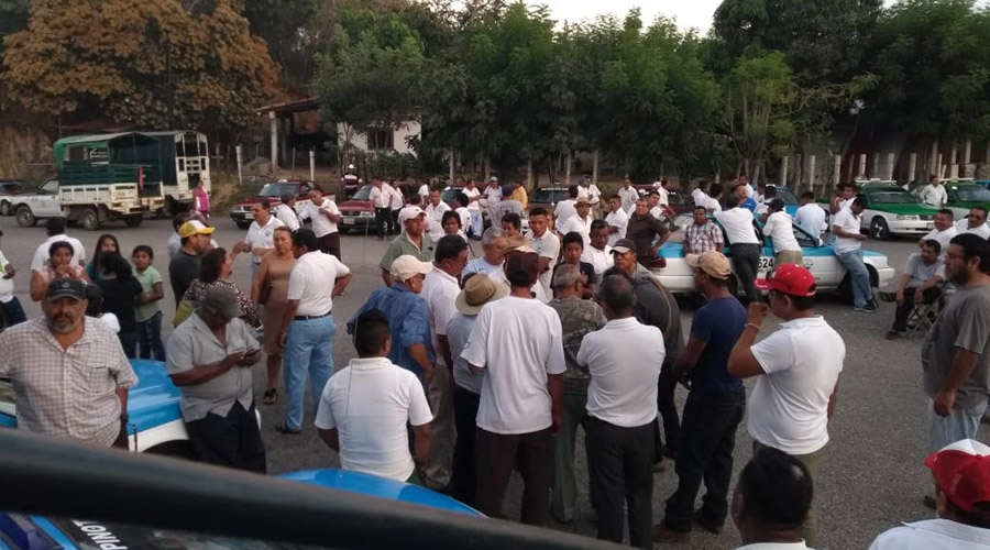 Transportistas de la Costa piden terminar con irregularidades | El Imparcial de Oaxaca