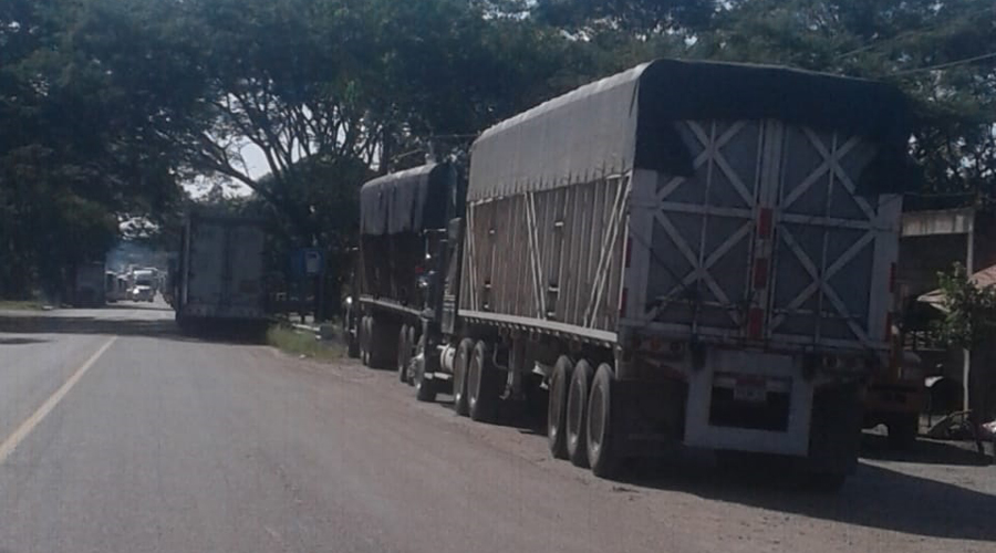 Tres días de bloqueo carretero en Sarabia | El Imparcial de Oaxaca