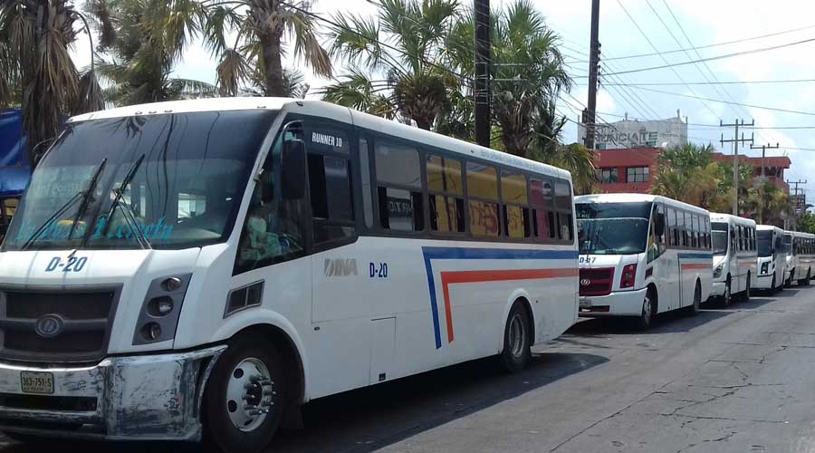 Usuarios  del transporte público del Istmo exigen que se verifique las condiciones en las que laboran los choferes | El Imparcial de Oaxaca