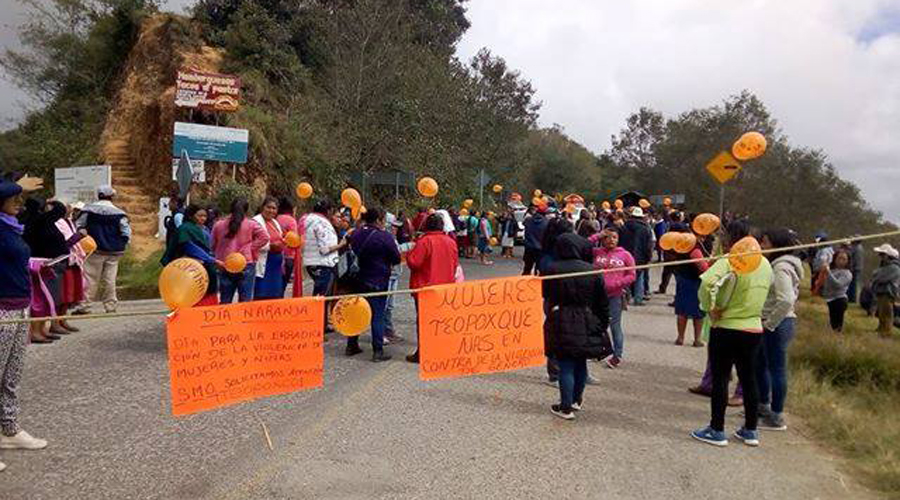 Celebran el Día  Naranja en Santa  María Teopoxco | El Imparcial de Oaxaca