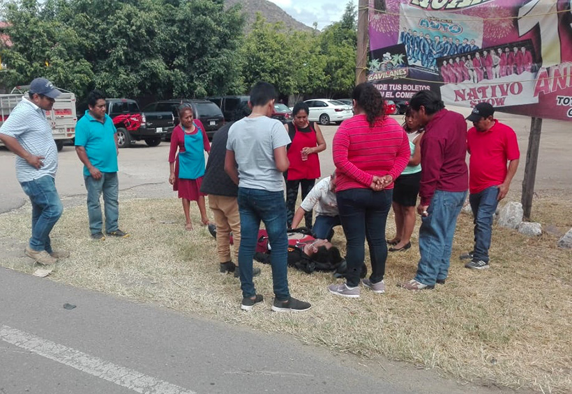 Camioneta atropella a un motociclista en San Martín Tilcajete | El Imparcial de Oaxaca