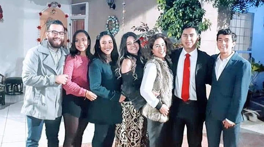 La familia Bañuelas despiden el 2018 | El Imparcial de Oaxaca