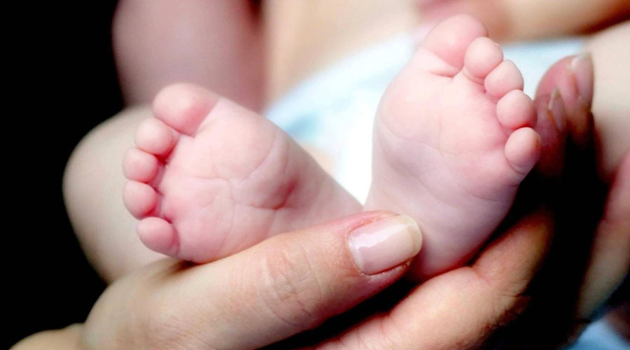 Niñera mató a golpes a bebé de 2 meses, la disfrazó y entregó a su madre diciendo que estaba dormida