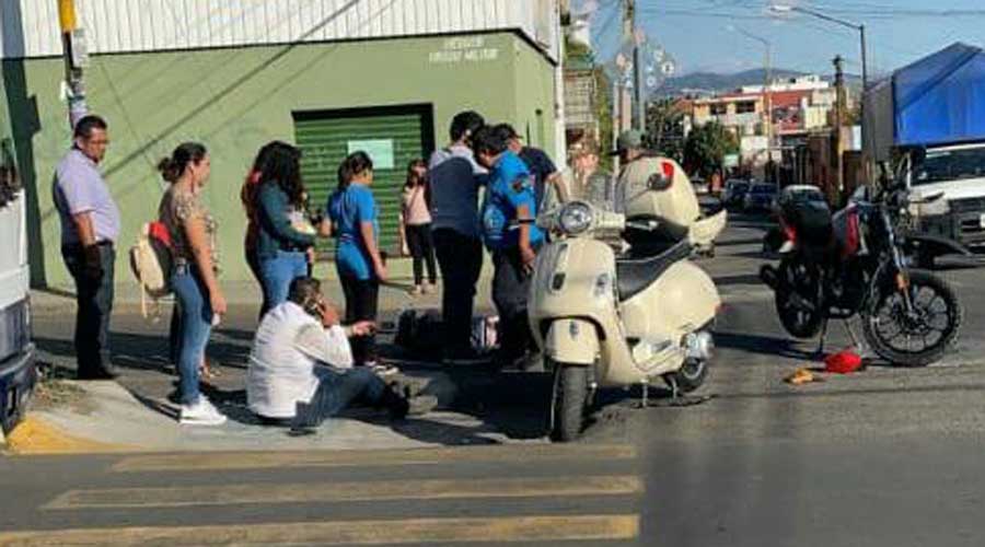 Chocan dos motociclistas en la colonia Reforma | El Imparcial de Oaxaca