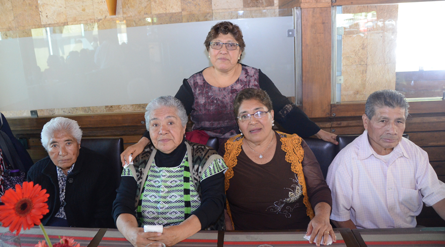Reunión familiar | El Imparcial de Oaxaca