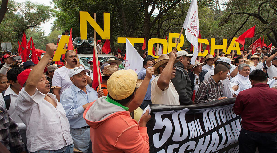 En gobierno de EPN, Antorcha Campesina obtuvo una red de pipas y gasolineras | El Imparcial de Oaxaca