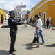 Automovilistas de Oaxaca se  resisten a ceder  el paso al peatón
