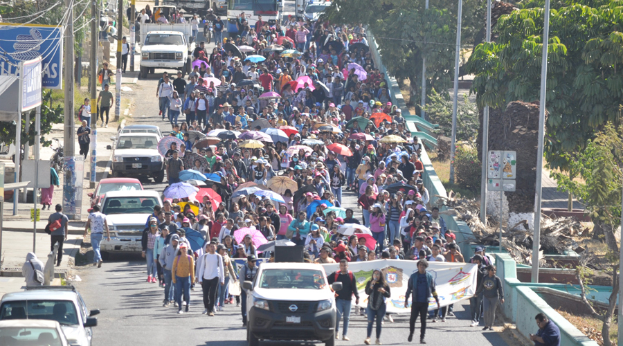 Exigen normalistas 553 plazas automáticas en Oaxaca | El Imparcial de Oaxaca