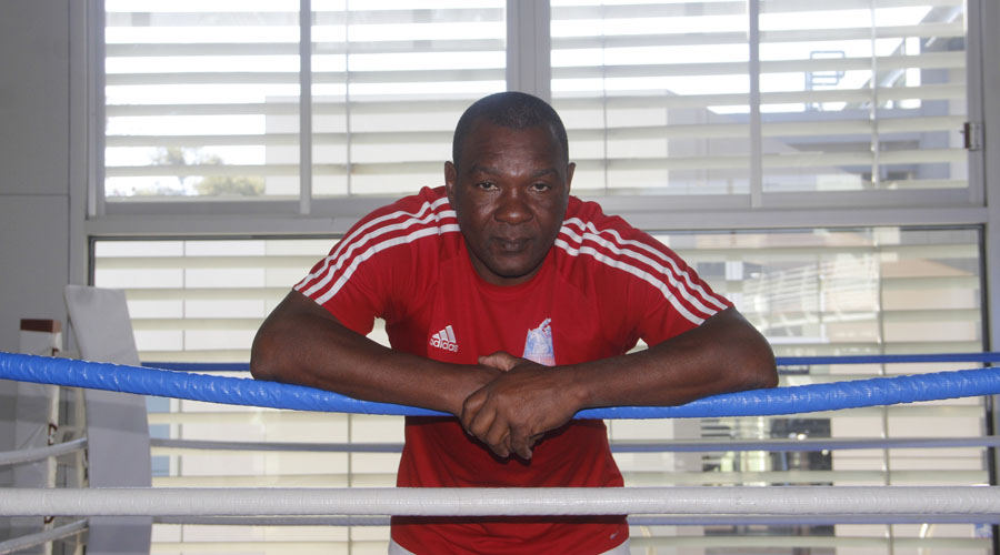 Llega nuevo entrenador de box cubano al CRAD | El Imparcial de Oaxaca