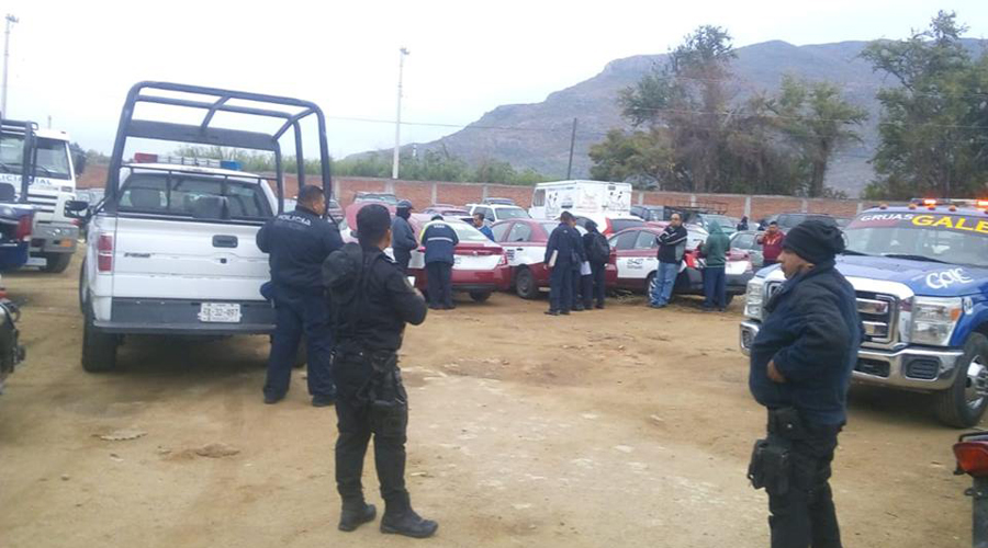Aseguran nueve taxis irregulares en Trinidad de Viguera | El Imparcial de Oaxaca
