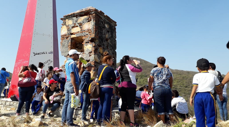 Rescatan los monumentos de Salina Cruz | El Imparcial de Oaxaca