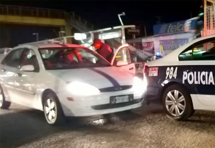Ebrio choca contra patrulla municipal de Oaxaca de Juárez | El Imparcial de Oaxaca