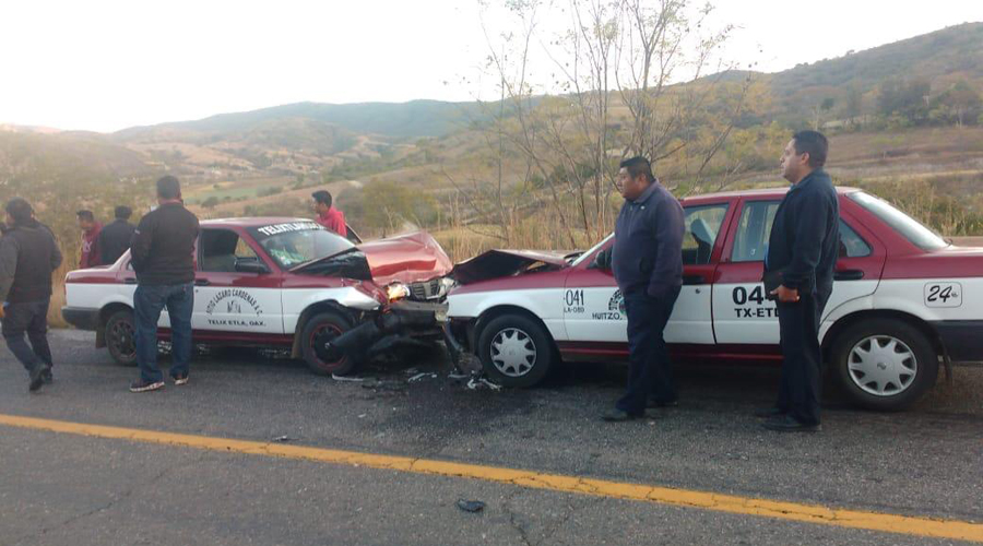 Se registra fuerte choque entre dos taxis en San Pablo Huitzo | El Imparcial de Oaxaca