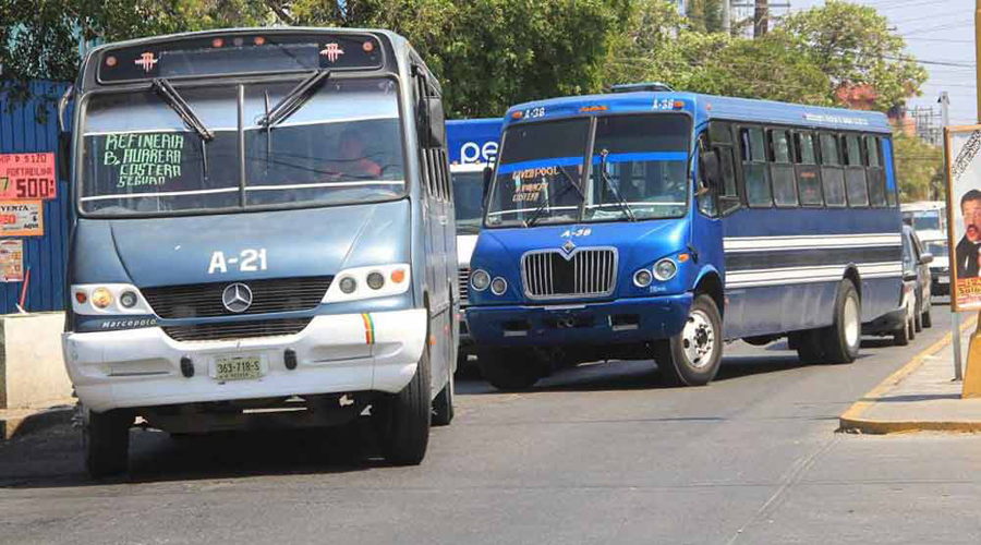 Transporte público circula sin documentos | El Imparcial de Oaxaca