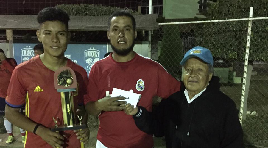 Árbitros, campeones de justa empresarial | El Imparcial de Oaxaca