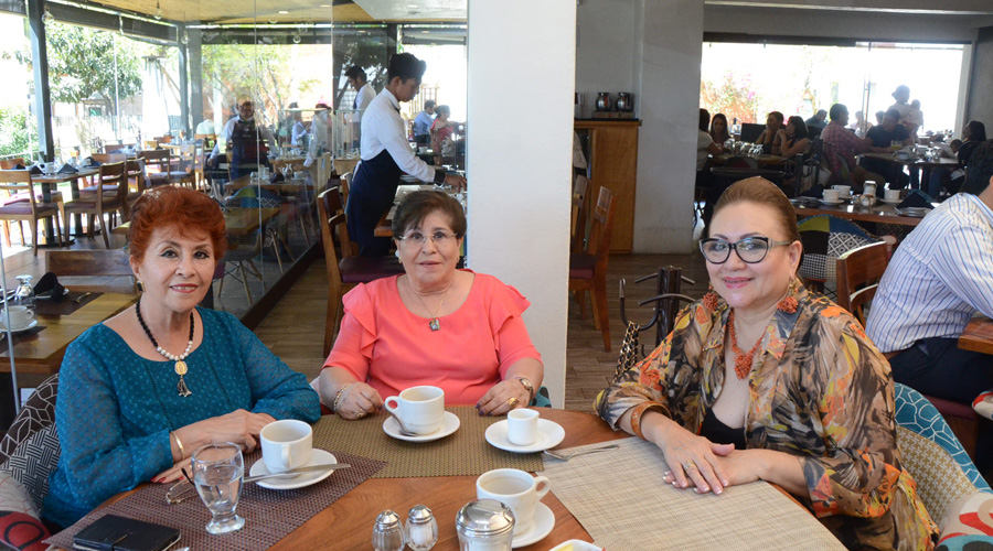 Doña Zoyla celebra 81 años de vida