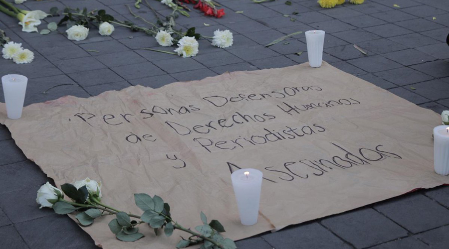 Protestan en Palacio Nacional contra asesinatos de periodistas | El Imparcial de Oaxaca